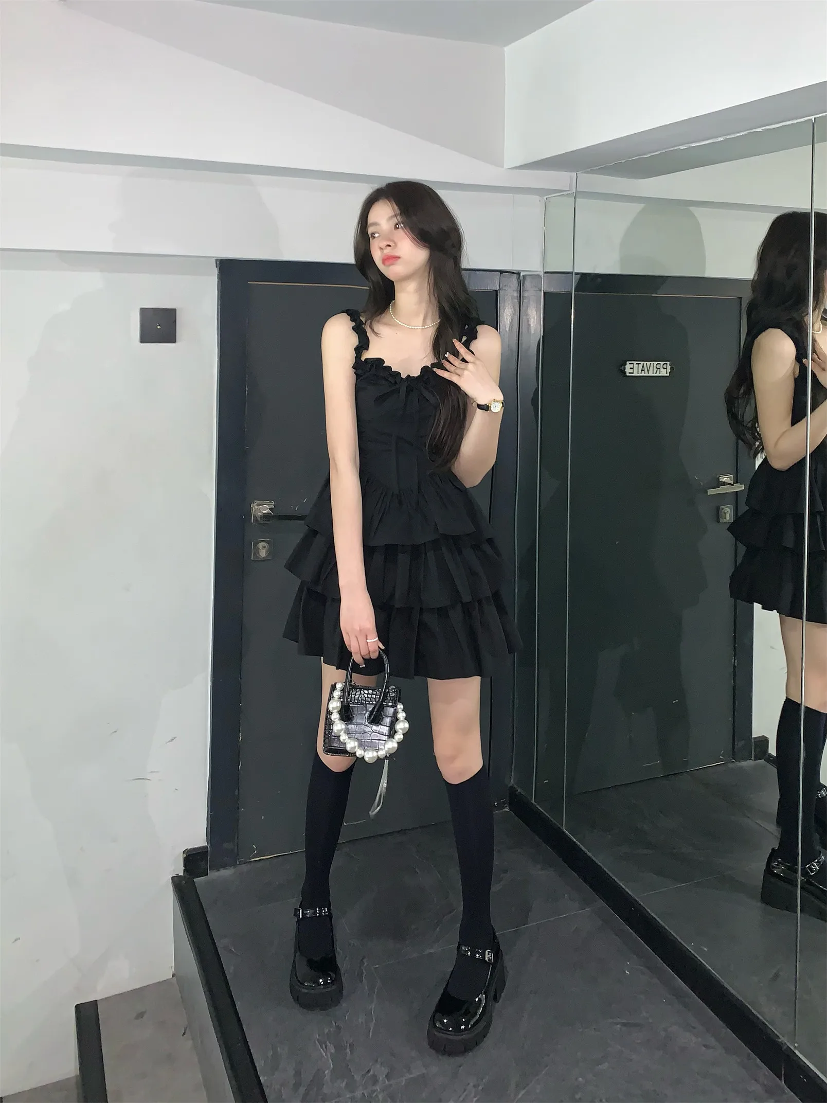 French Style Ruffle A-line Mini Spaghetti Strap Black Prom Dress - Image 2