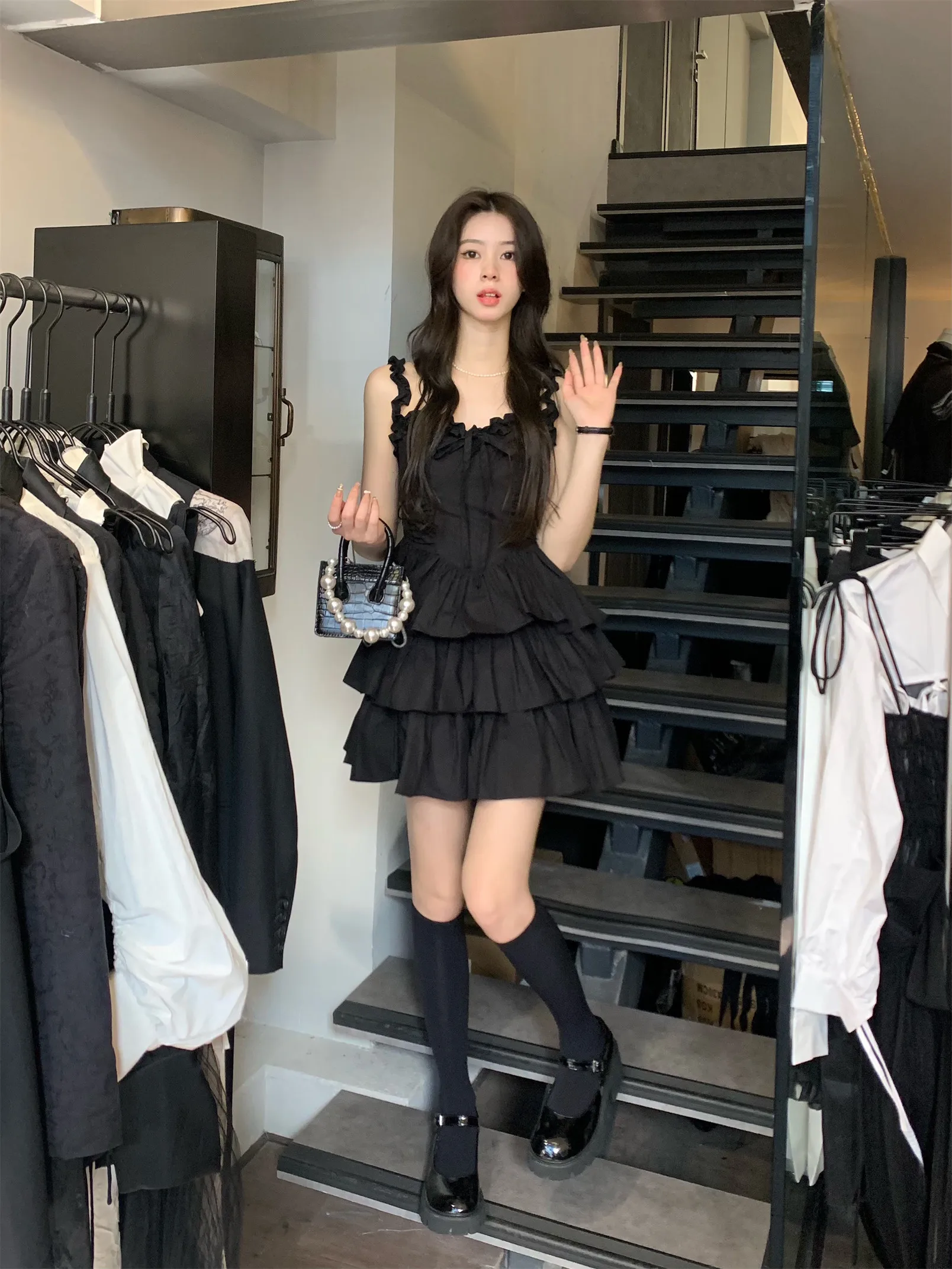 French Style Ruffle A-line Mini Spaghetti Strap Black Prom Dress