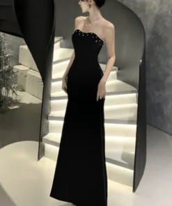 Sexy Velvet Strapless Mermaid Maxi Black Prom Dress