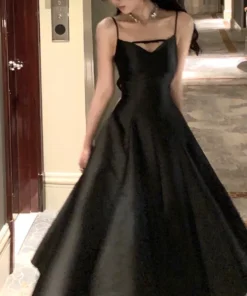 French Romantic Elegant Spaghetti Strap Princess Evening Black Prom Dress