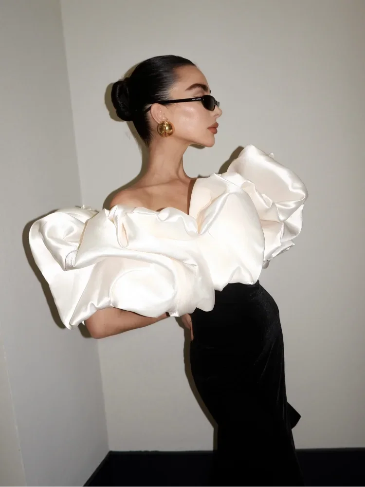 One-Shoulder Puff Sleeve Backless Fishtail White Black Prom Dress - Image 3